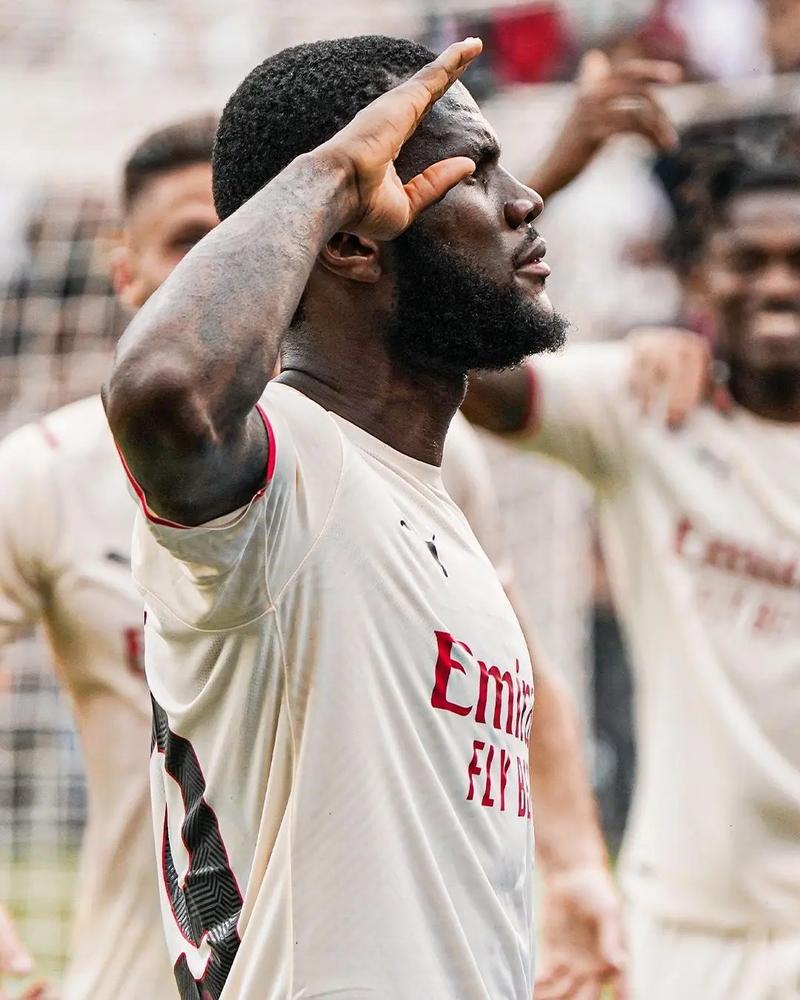 施魏因斯泰格：我目前在德国推动国王联赛，这项赛事特别刺激