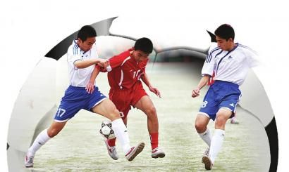 拉眼角引发争议的全北助教宣布辞职，此前因种族歧视被判禁赛5场