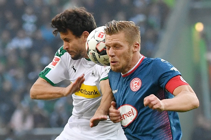 上汽浦东足球场官方：更名为沙特某竞技场的传闻纯属子虚乌有（上汽浦东足球场官方辟谣：更名为沙特某竞技场的说法不属实）