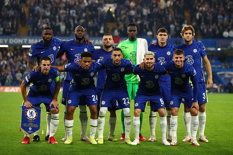 张镇麟上海首秀出战7分钟，3中3得到6分