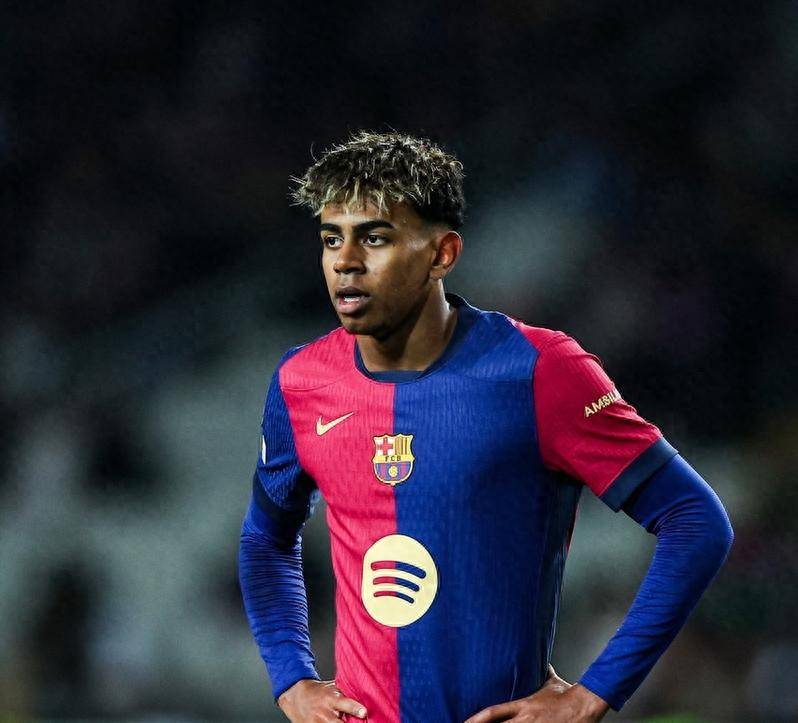 官方：捷克主力中后卫维蒂克因伤退出国家队（官方通报：捷克主力中卫维蒂克伤退国家队）